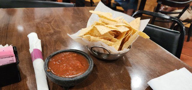 Chips & Salsa