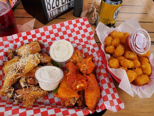 Garlic Parmesean Chicken Wings