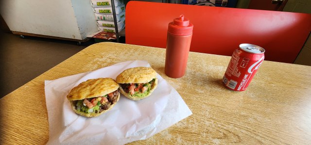2 Gorditas