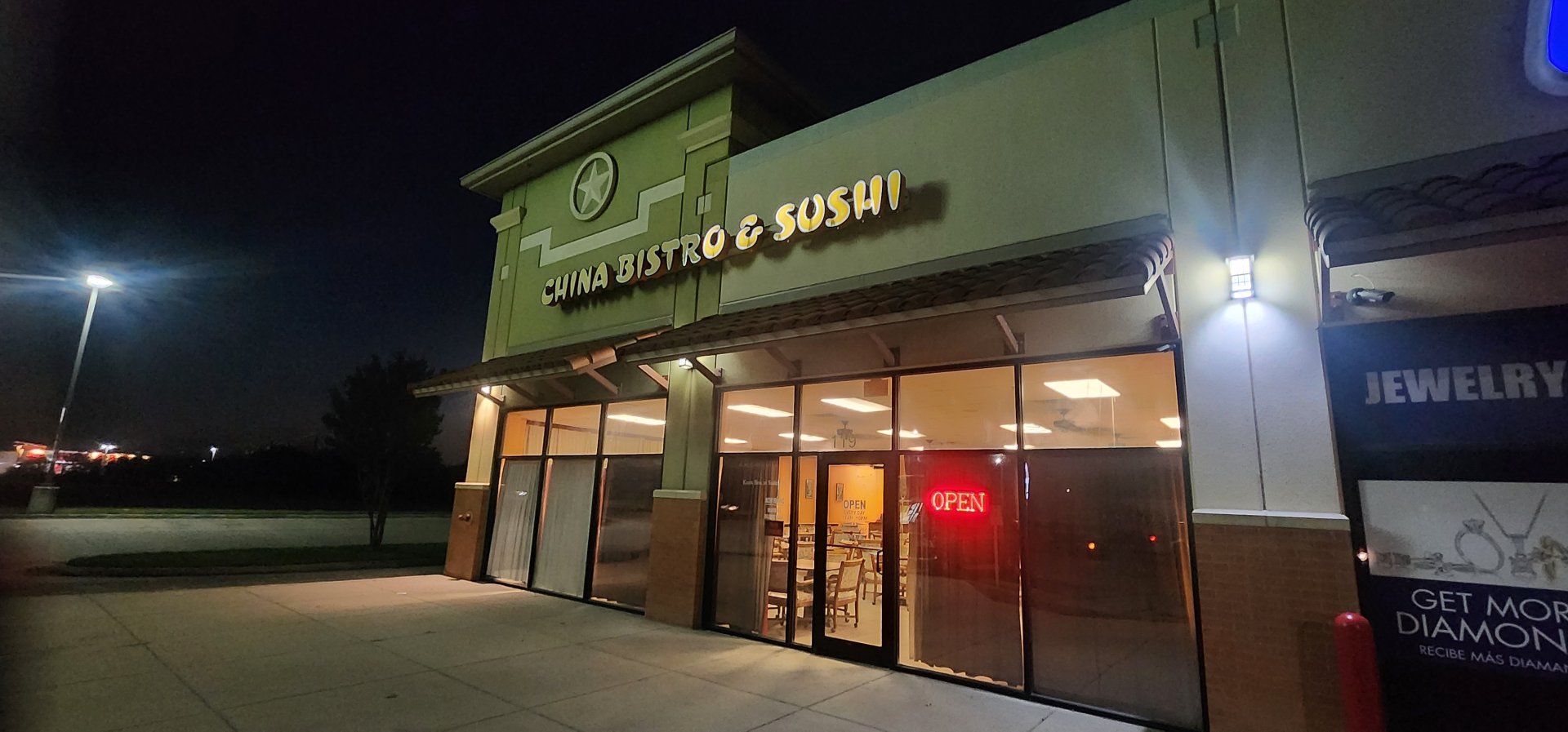 E J China Bistro & Sushi