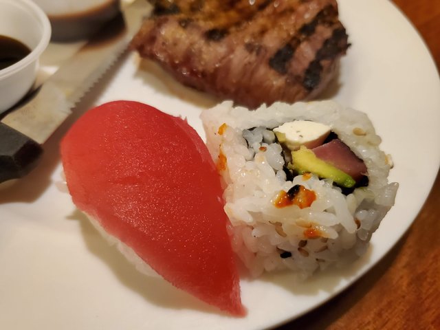 Nigiri & Philly Roll