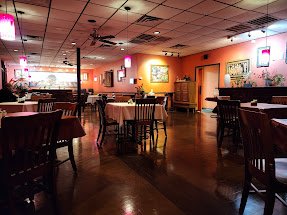 Noys Bistro