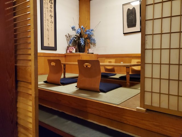 Traditional Seating