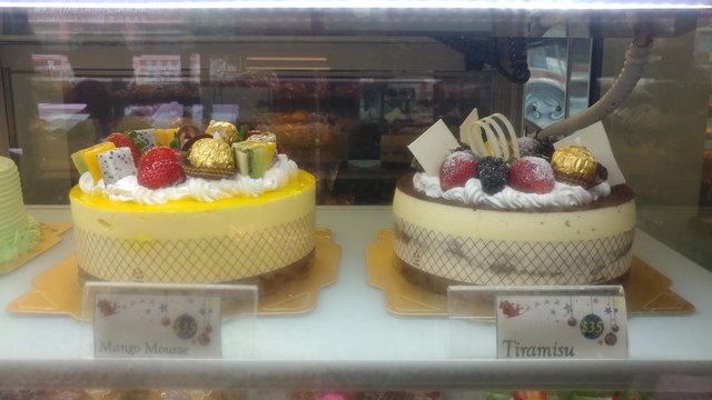 Tiramisu & Mango Mousse