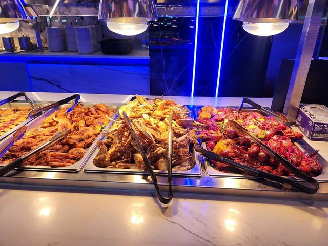 Crab Legs & Seafood Boil