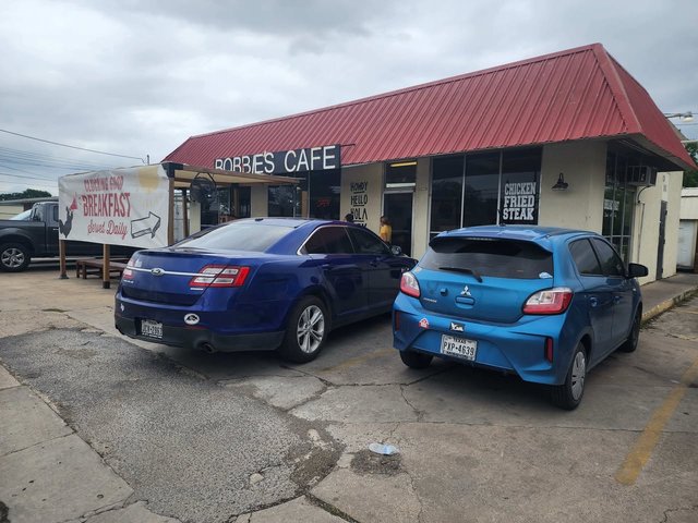 Bobbies Cafe