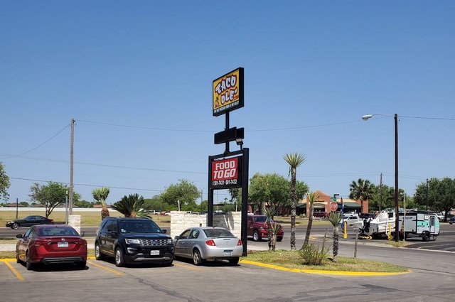 Taco Ole - Sign