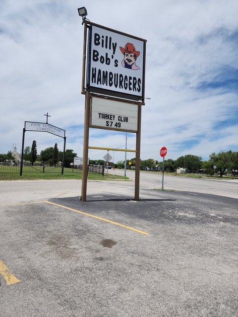 Billy Bobs Hamburgers Signage