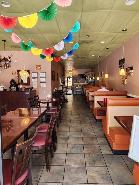 Thai Saeb - Interior