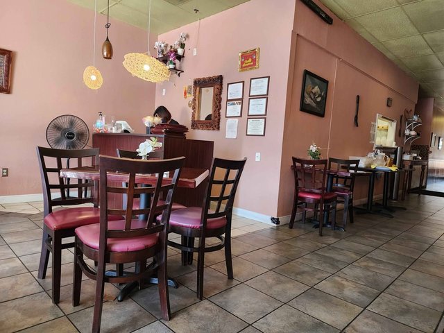 Thai Saeb - Interior