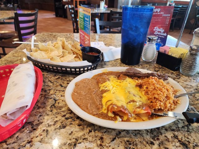 $6 Throwback Special with all the free extras (chips, salsa, tortillas, & drink)