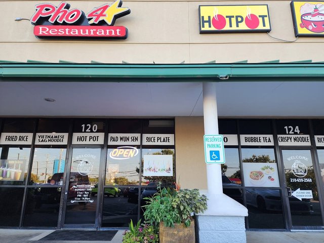 Pho 4 Star - Store Front