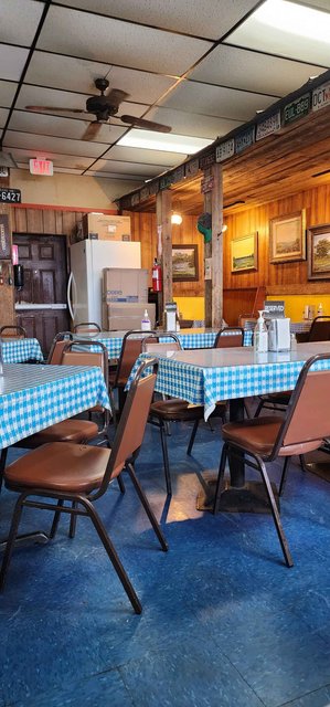 Radickes - Dining Area