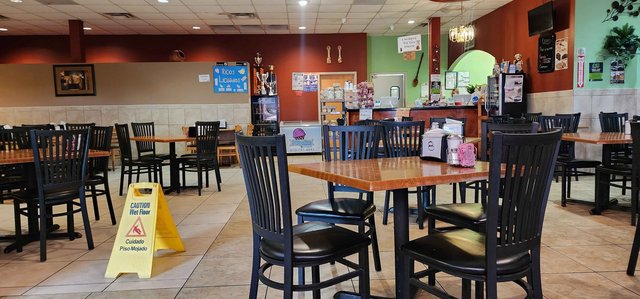 Dos Jalisco - Dining Area