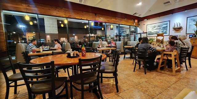 A Dong - Dining Area