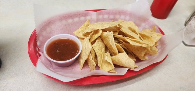 Rockys - Chips & Salsa