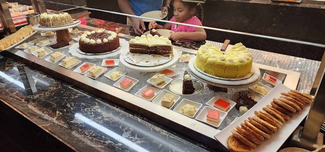 Dessert Bar - Cakes