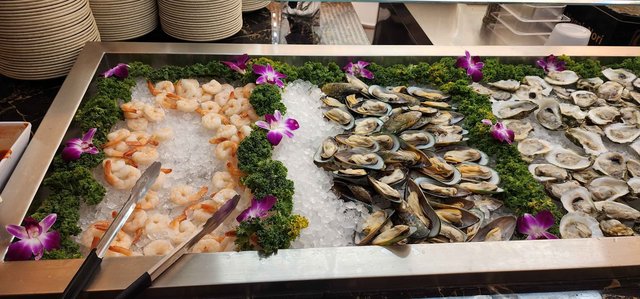Cocktail Shrimp, Raw Oysters