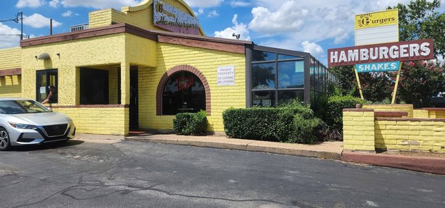 Hill-Berts Hamburgers - Storefront