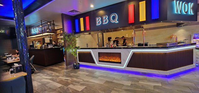 BBQ Station & Bar (in background)