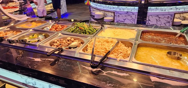 Egg Drop Soup, Sweet & Sour, Sauteed Green beans, Mushrooms