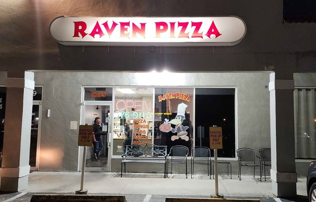 Raven Pizza - Storefront
