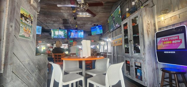 Coco's Crush - Bar Area
