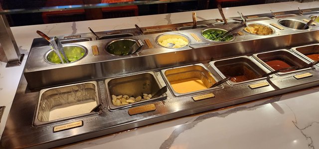 Sauce Bar