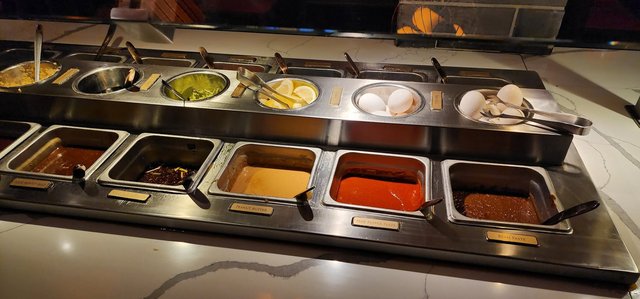 Sauce Bar