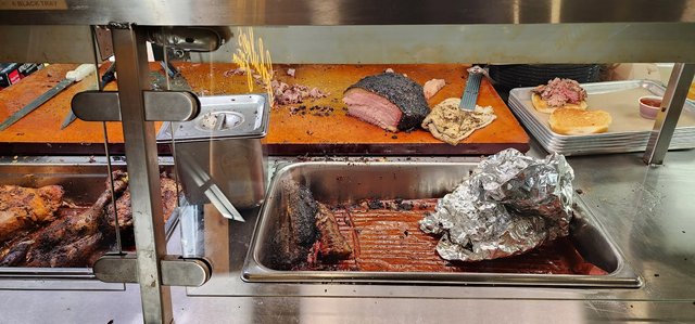 Meat serving station (Ribs, Chicken & Brisket)