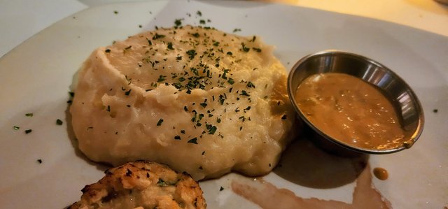 Garlic Whipped Potatoes