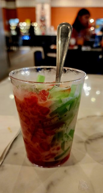 Rainbow Dessert Chè Ba Màu
