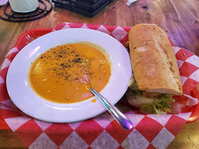 Lobster Bisque, Sandwich Combo