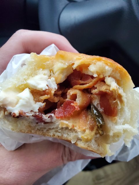 Jalapeno Popper Klobasnik