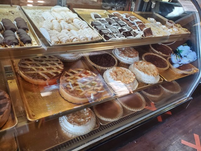 Pies & Cakes