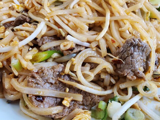 Beef Pad Thai