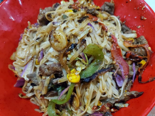 Shrimp & Beef Pad Thai Noodles