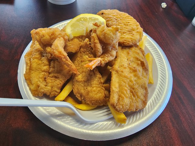 Catfish & Shrimp Lunch Special