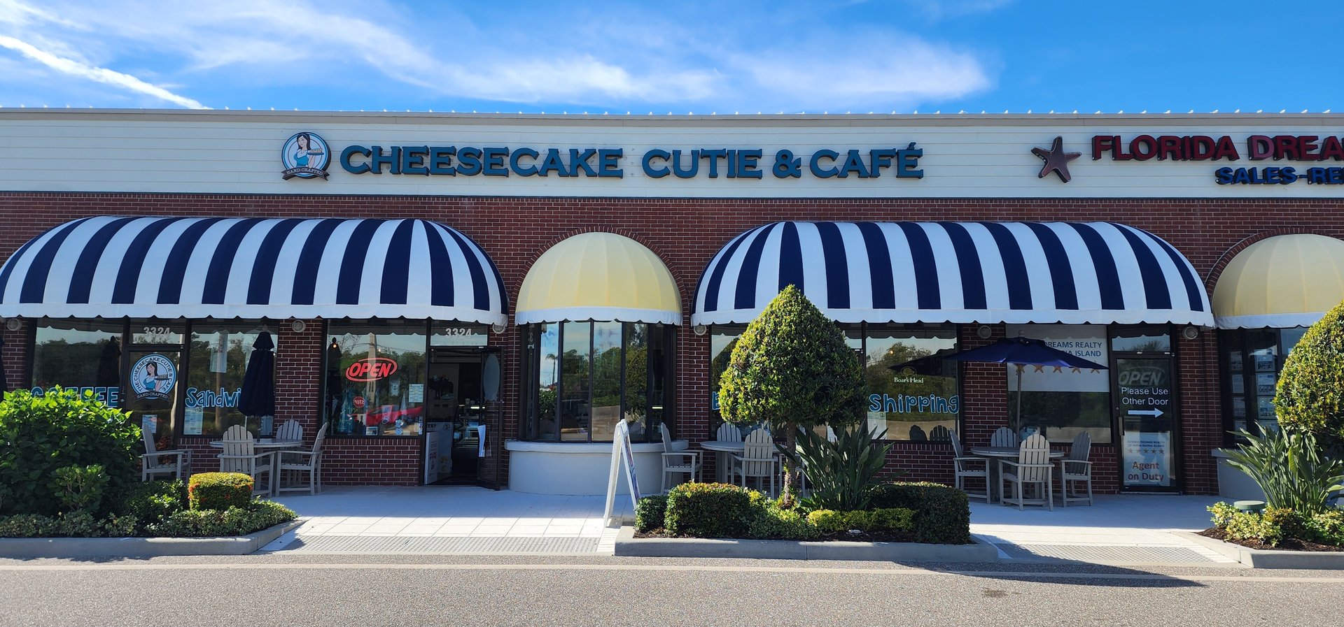 Cheesecake Cutie