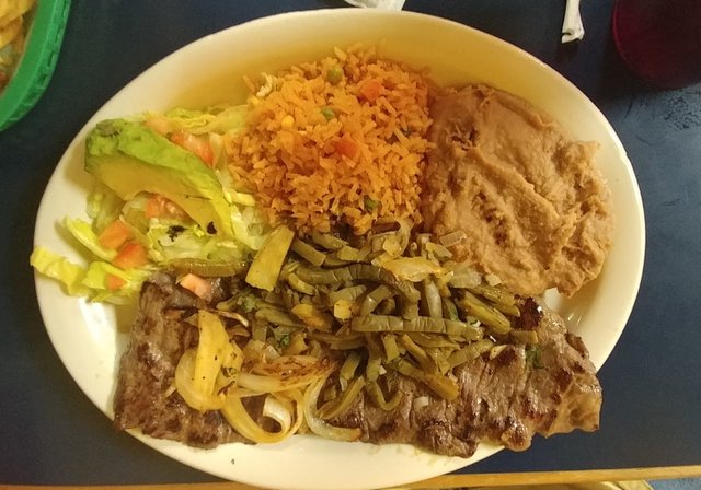Steak & Nopalitos